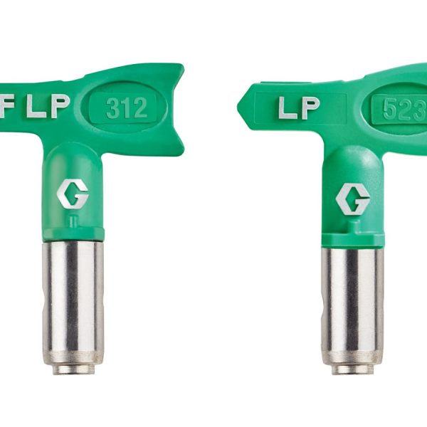 Kaks rohelist Graco värvipüstoli düüsi tähistustega FLP 312 ja LP 523